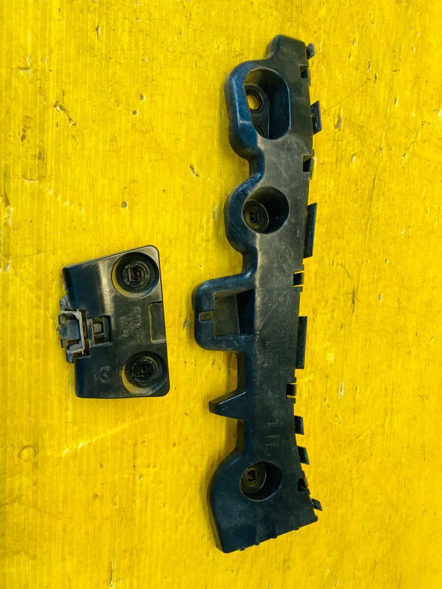 (43506) マツダ CX-5 KF2P 左リアリテーナー 送料は1380円(北海道/沖縄県はお問い合わせください)拍卖