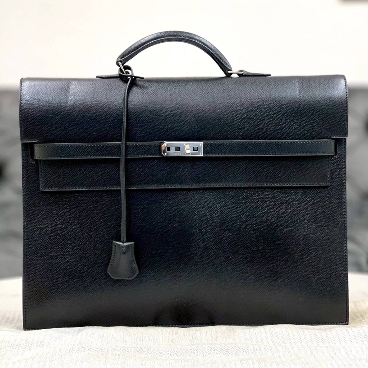 エルメス ケリーデペッシュ38 クシュベル 黒 ビジネスバッグ □F刻印拍卖