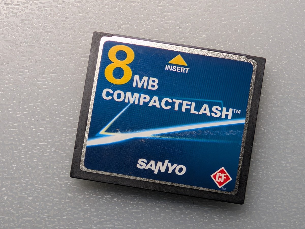 SANYO CompactFlash 8MB DSM-C8H CFカード ケース付き 三洋電機 コンパクトフラッシュ メモリーカード 動作確認済み拍卖