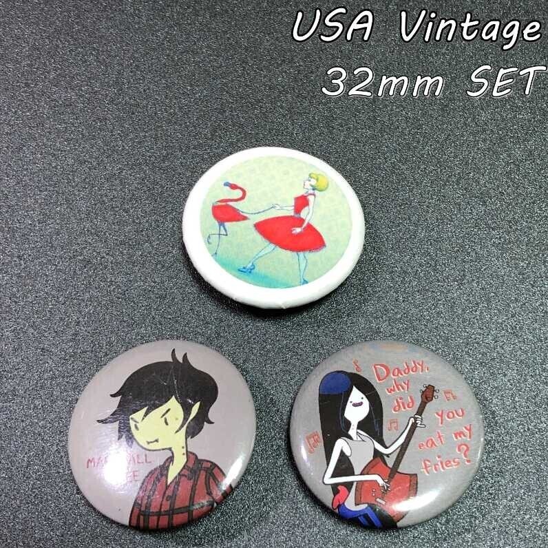 缶バッジ アメリカ 輸入雑貨 ビンテージ 32mm 『 3個セット (82) 』 バッチ 当時物 ( BAT898 )拍卖