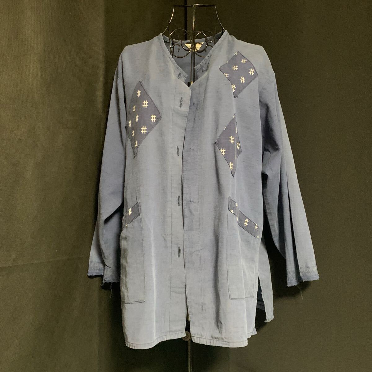 ☆エプロン 割烹着 久留米特産 シャツ 生地 リメイク 素材 ハンドメイド 古布 型染め 手作り パッチワーク カスリ かすり (A-2299)拍卖