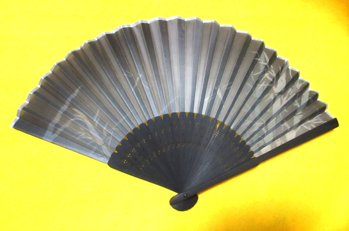 送料無料!【 竹 とんぼ 扇子 布タイプ 濃い系 】21㎝ 天然竹 和柄 せんす うちわ 浴衣 着物拍卖