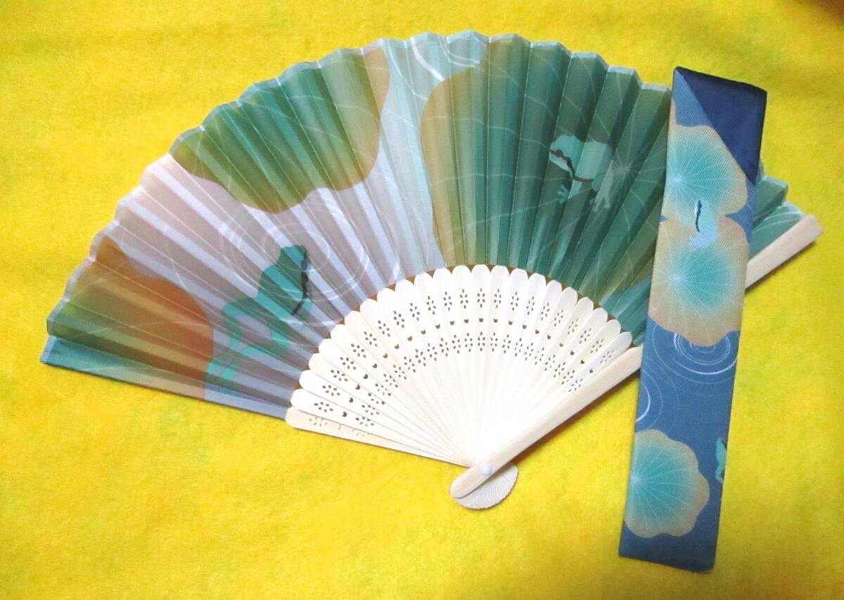 送料無料!【 カエル柄 扇子 & 扇子入れ 布タイプ 緑 】21㎝ 天然竹 カエル 蛙 蓮 和 扇子袋 せんす うちわ 浴衣 着物拍卖