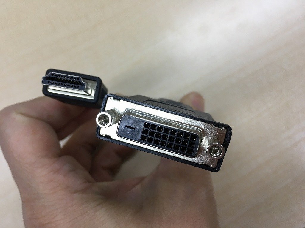 送料無料■DVI-(メス)-HDMI(オス) 変換ケーブル 15CM 【K0322-2F-TN5】拍卖