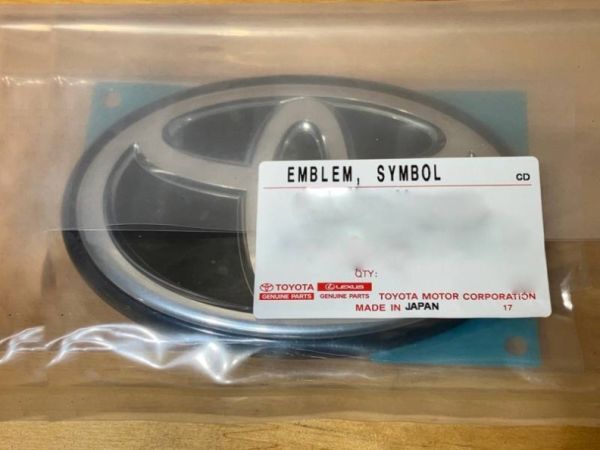 新品 純正品 TOYOTA トヨタ エンブレム ヤリスGR GXP16 MXPA12 アクア MXPK11 C-HR NGX10 ZYX11拍卖