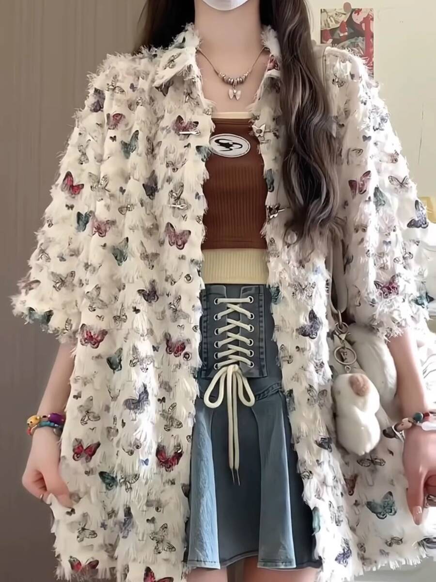 大人気レディース シャツ 半袖 カラフル 蝶柄 ダンス衣装 レトロ風 夏 総柄 トップス デザイン 蝶プリント タッセルブラウス (S-XL)拍卖