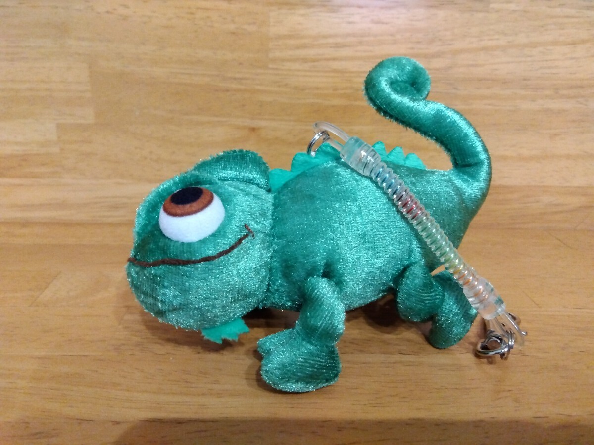 パスカル カメレオン 東京ディズニーランド『塔の上のラプンツェル』ぬいぐるみチャーム拍卖