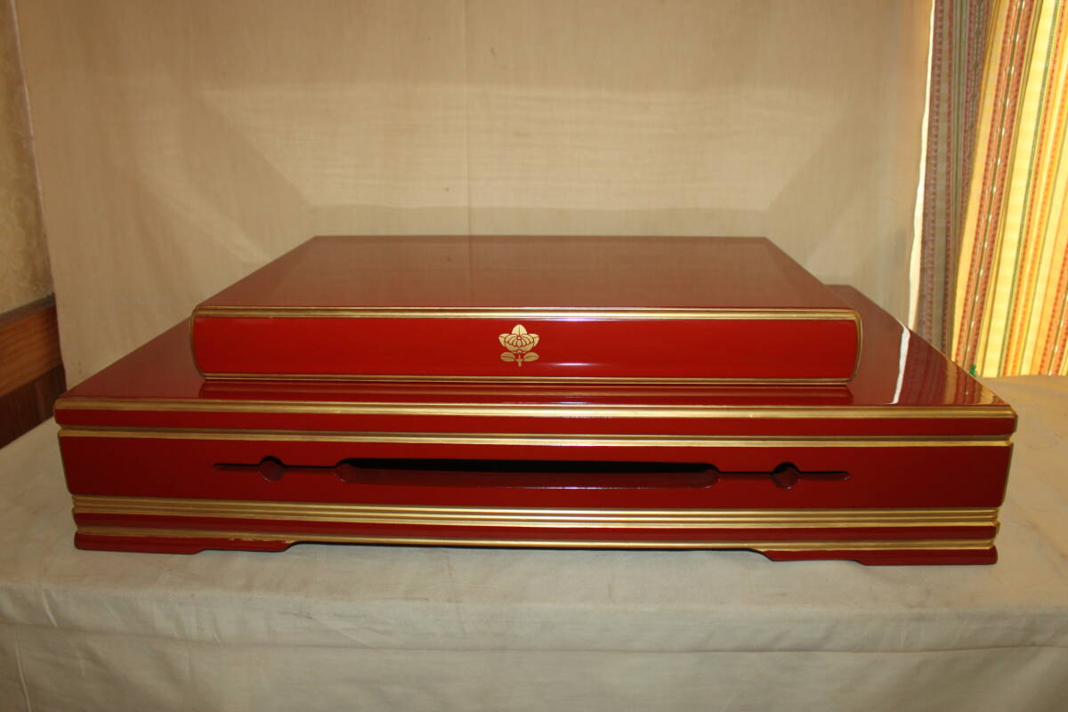 ◆池坊卸 好 朱塗 縁金 木製 薄盤 華盤 花台 茶道具 共箱 美品拍卖