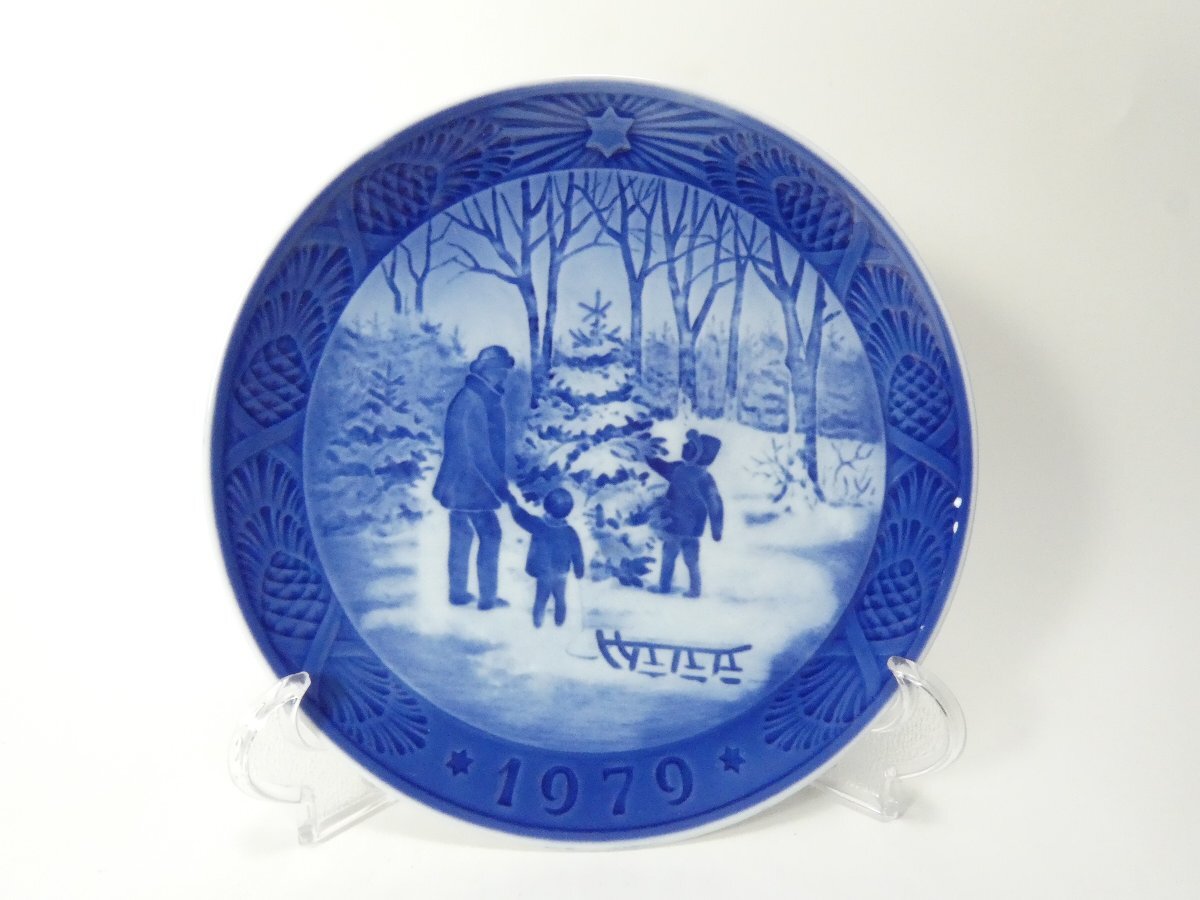 ☆ロイヤルコペンハーゲンイヤープレート1979 クリスマスツリーを選ぶ☆SKAS30306拍卖