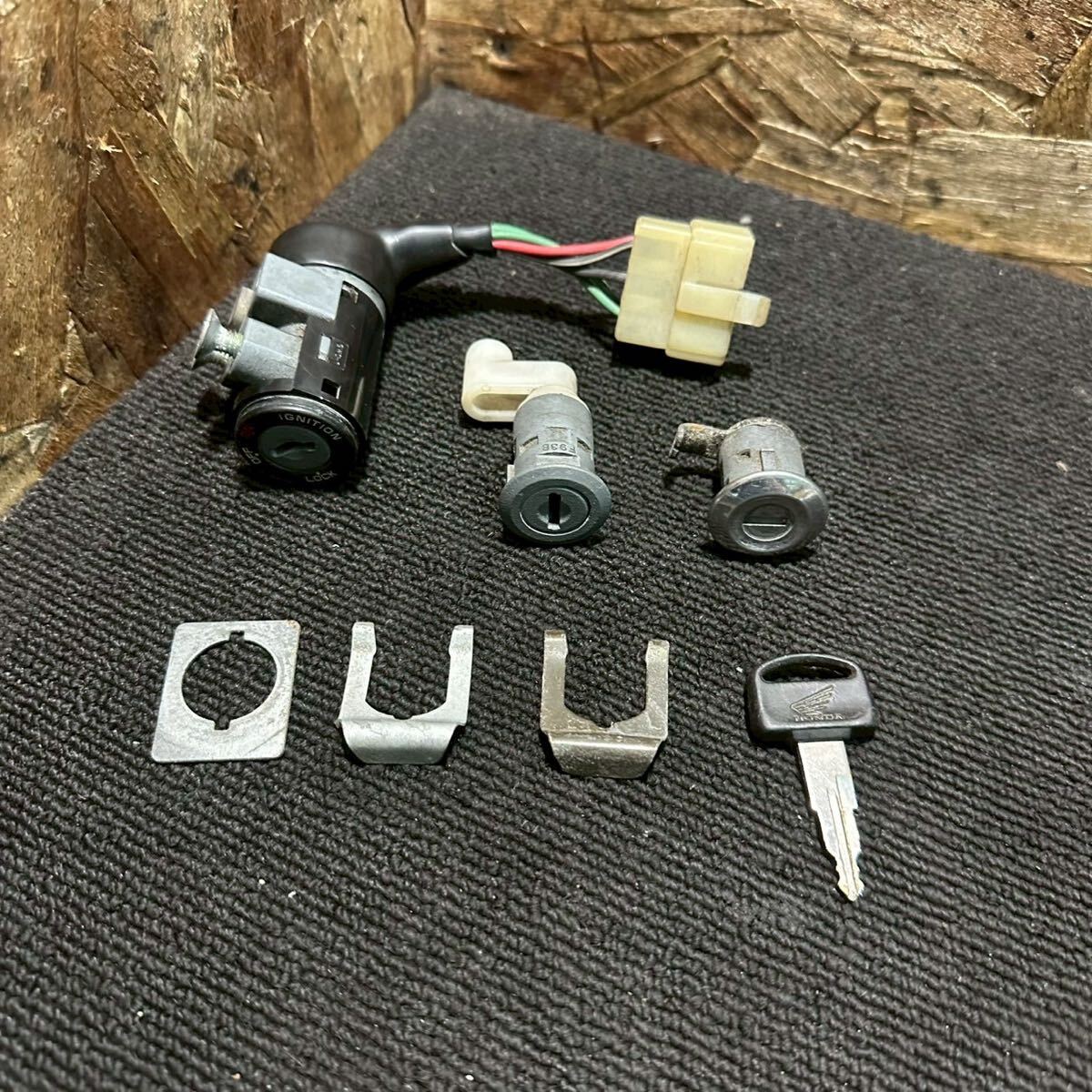 A88 AF27 スーパーディオ HONDA 純正 キーセット キーシリンダー Dio AF28拍卖