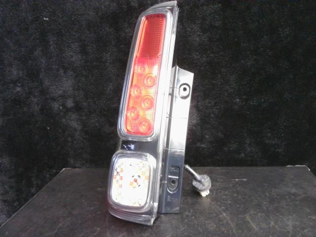 スペーシア DAA-MK53S 左テールランプ ハイブリッドG ZSF 220-5938 35670-79R02拍卖