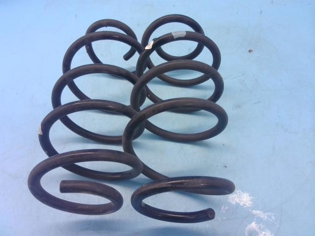 アルト 3BA-HA37S スプリングセット L 26U 41311-67T00拍卖