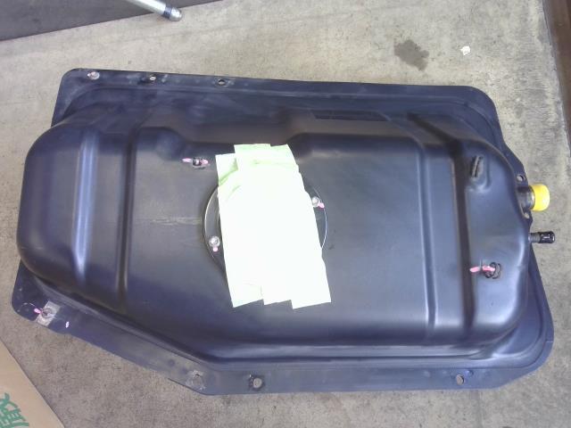 ジムニー ABA-JB23W フューエルタンク クロスアドベンチャーXC 4WD ZJ3 89101-81AD3拍卖