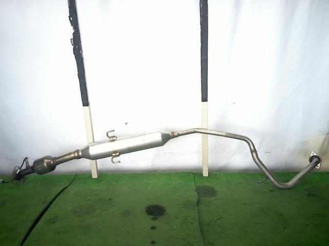 アクア 6AA-MXPK11 Fエキゾーストパイプ Z 8W7 17410-15340拍卖