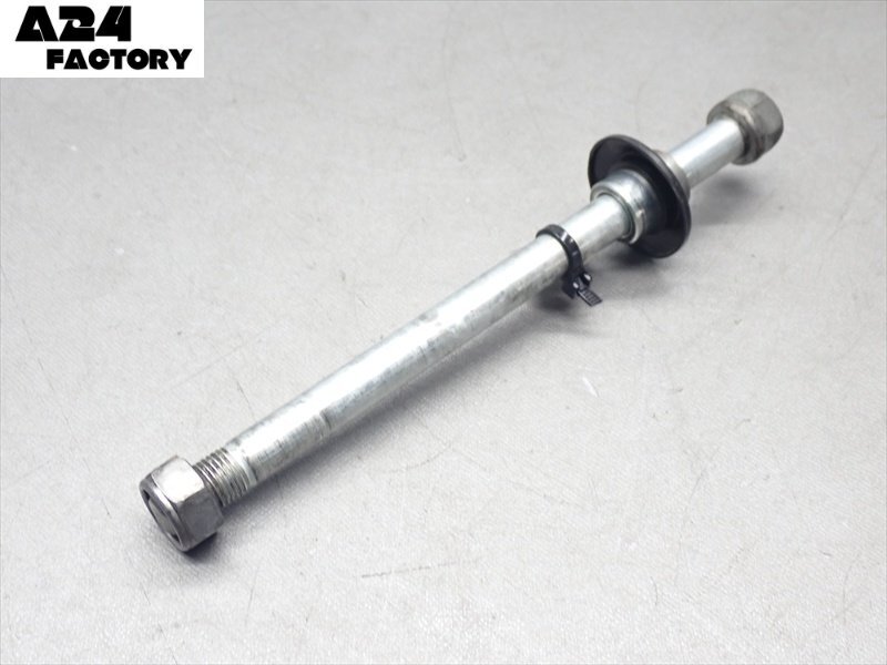 D1R7-0528 ヤマハ YB-1 Four フロント アクスルシャフト 純正品 【UA05J-010~ 動画有】拍卖