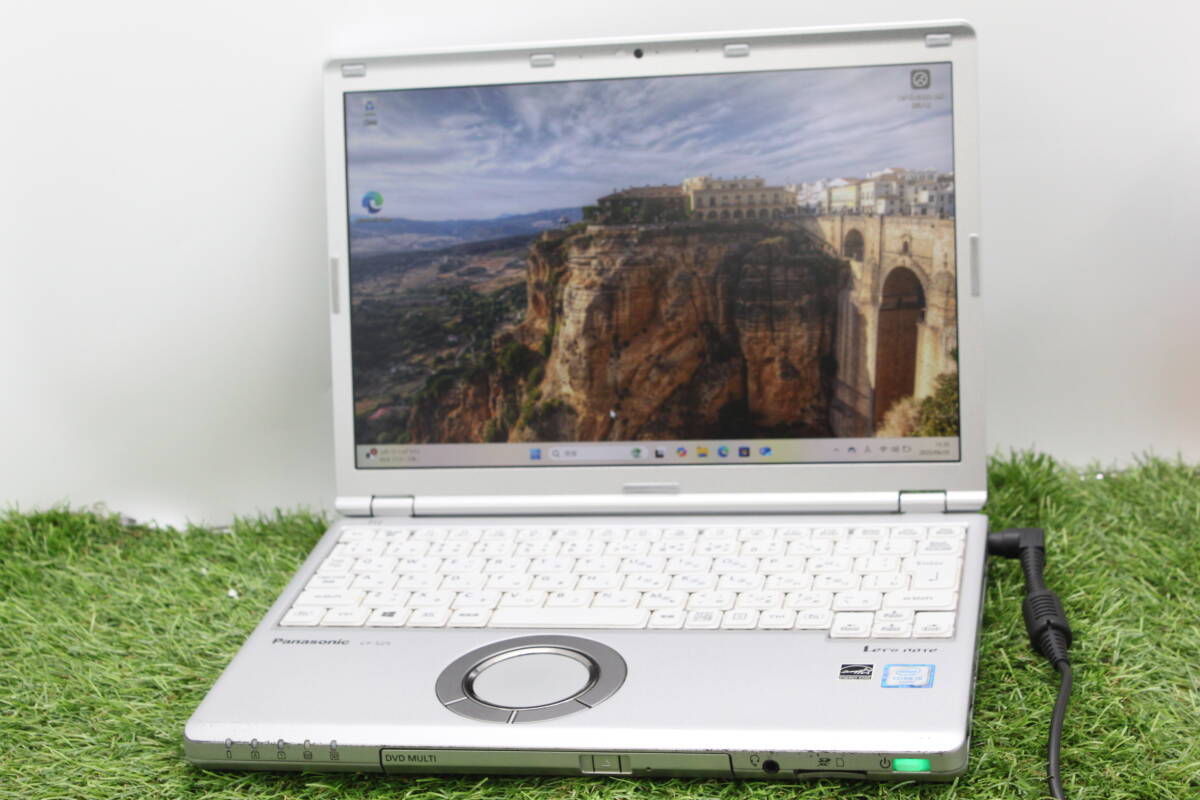 【お買得☆パナソニック】カメラ付☆ノート12.1インチ☆4GB/SSD256GB/Core i5-6200U(6世代)/Win11Pro☆Panasonic CF-SZ5【8118】拍卖