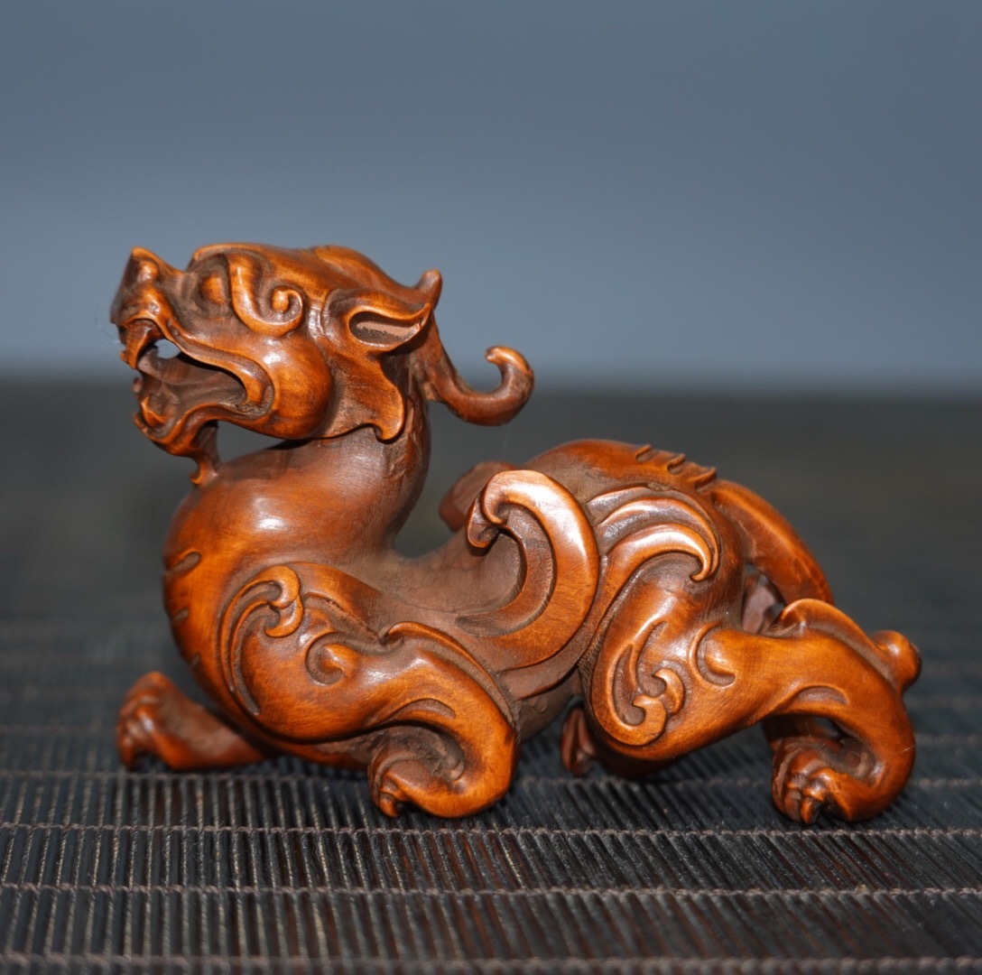 【超珍館蔵】黄楊木製 細密彫 瑞獣 置物 賞物 古賞物 古董品 古美術品 時代物 旧家蔵出 稀少珍蔵品拍卖