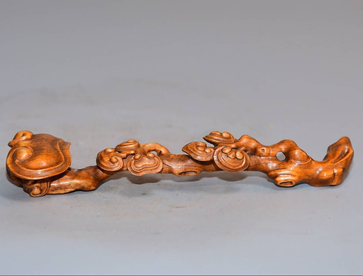 【超珍館蔵】黄楊木製 細密彫 如意 置物 賞物 古賞物 古董品 古美術品 時代物 旧家蔵出 稀少珍蔵品拍卖