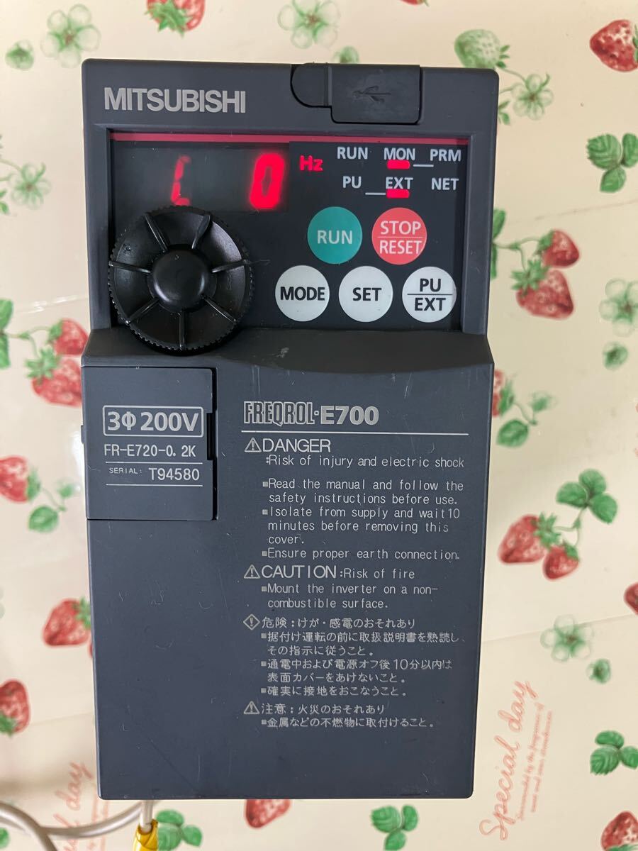 通電確認済  三菱電機 インバータ FR-E720-0.2K拍卖