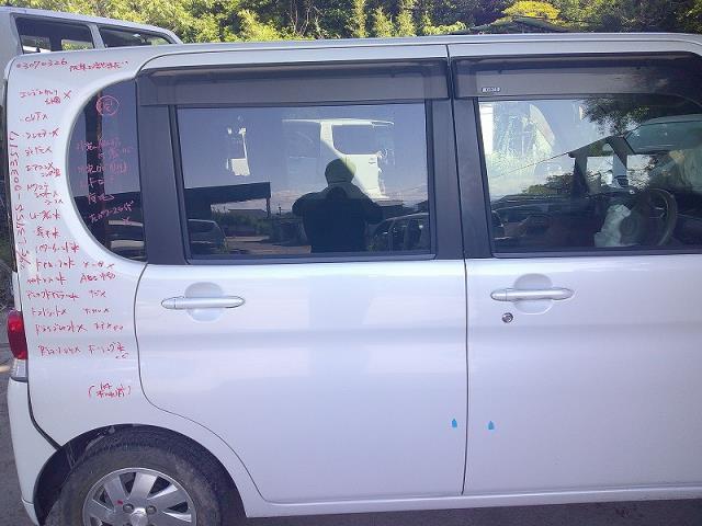 タント DBA-L375S 右リアドア W24 パールホワイトIII拍卖