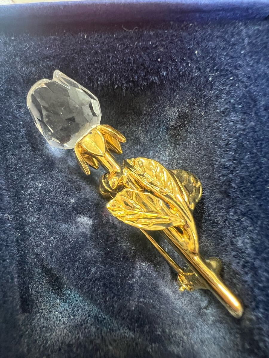 SWAROVSKI スワロフスキー ブローチ アクセサリー ゴールドカラー拍卖