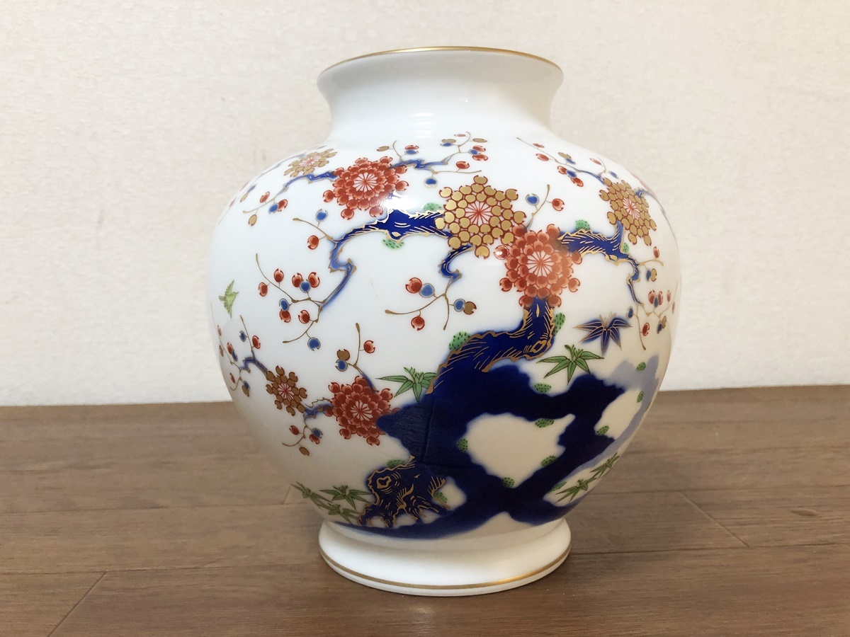 有田焼深川製磁 梅牡丹花瓶 花生美品 壺 葉隠焼物花柄 和柄 宮内庁御用達 昭和レトロ 骨董品 アンティーク飾り拍卖