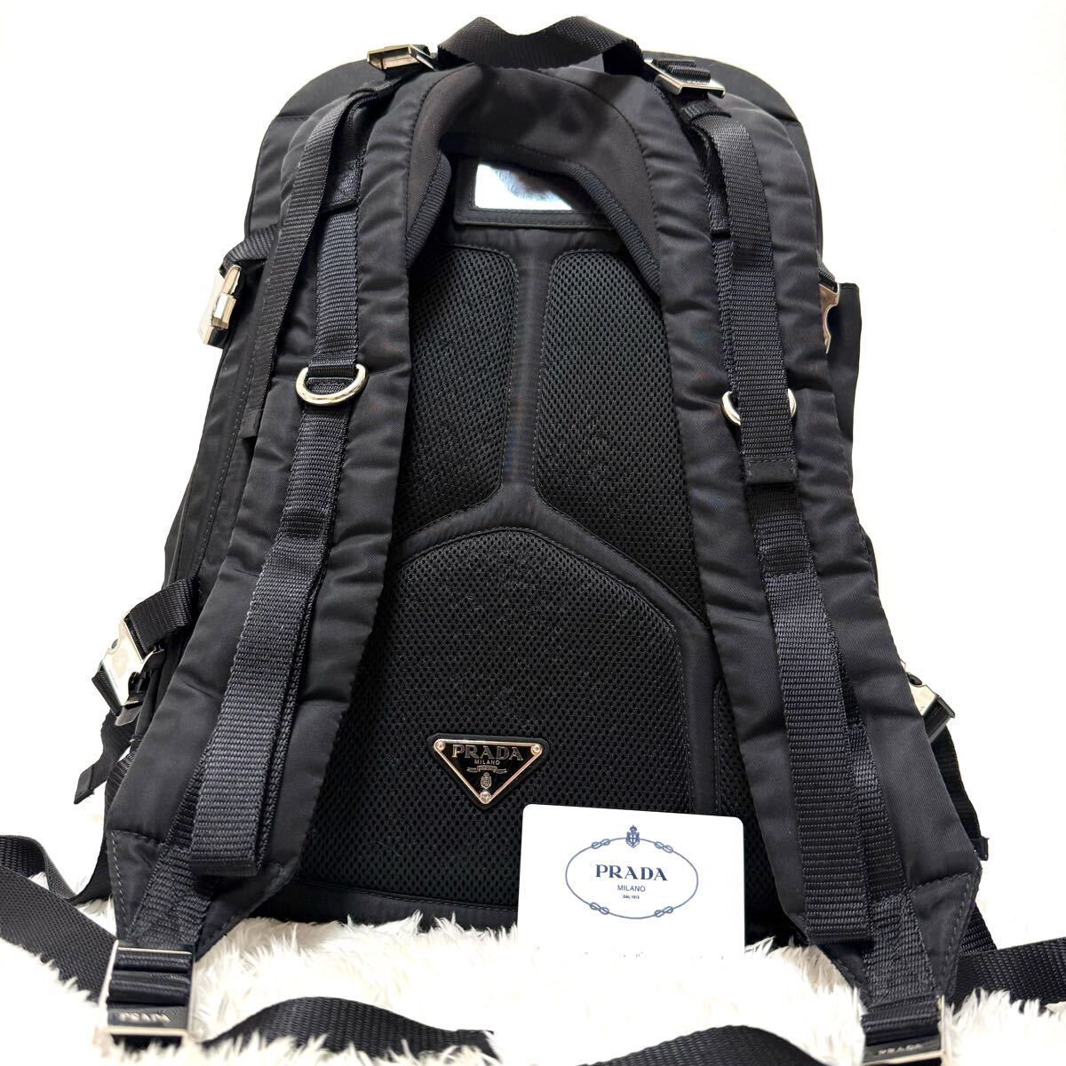 美品 PRADA プラダ リュック バックパック 2VZ055 現行 ギャランティカード ブラック ナイロン 自立 三角プレート ロゴプレート イタリア製拍卖