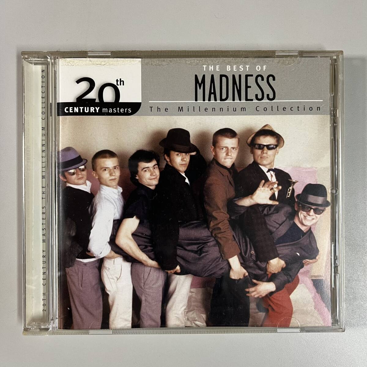 C9098 MADNESS / THE BEST OF MADNESS US盤拍卖
