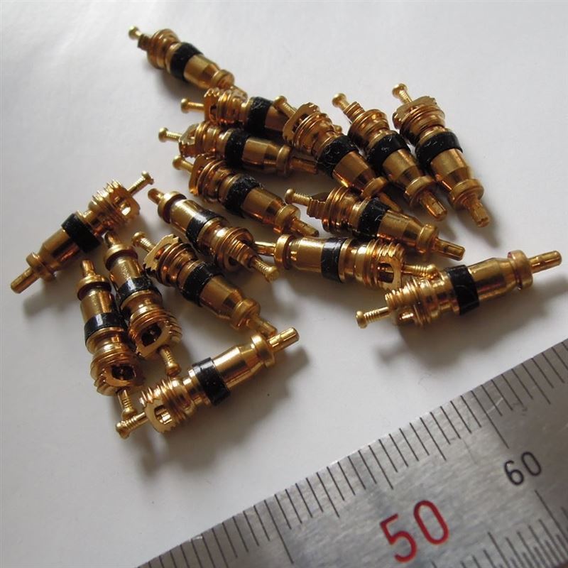 ★新価格★自動車チューブレスタイヤ用バルブコア★高性能ドイツ製★ALLIGATOR★エア抜け防止ムシ虫★未使用バルク新品★16個セット★拍卖