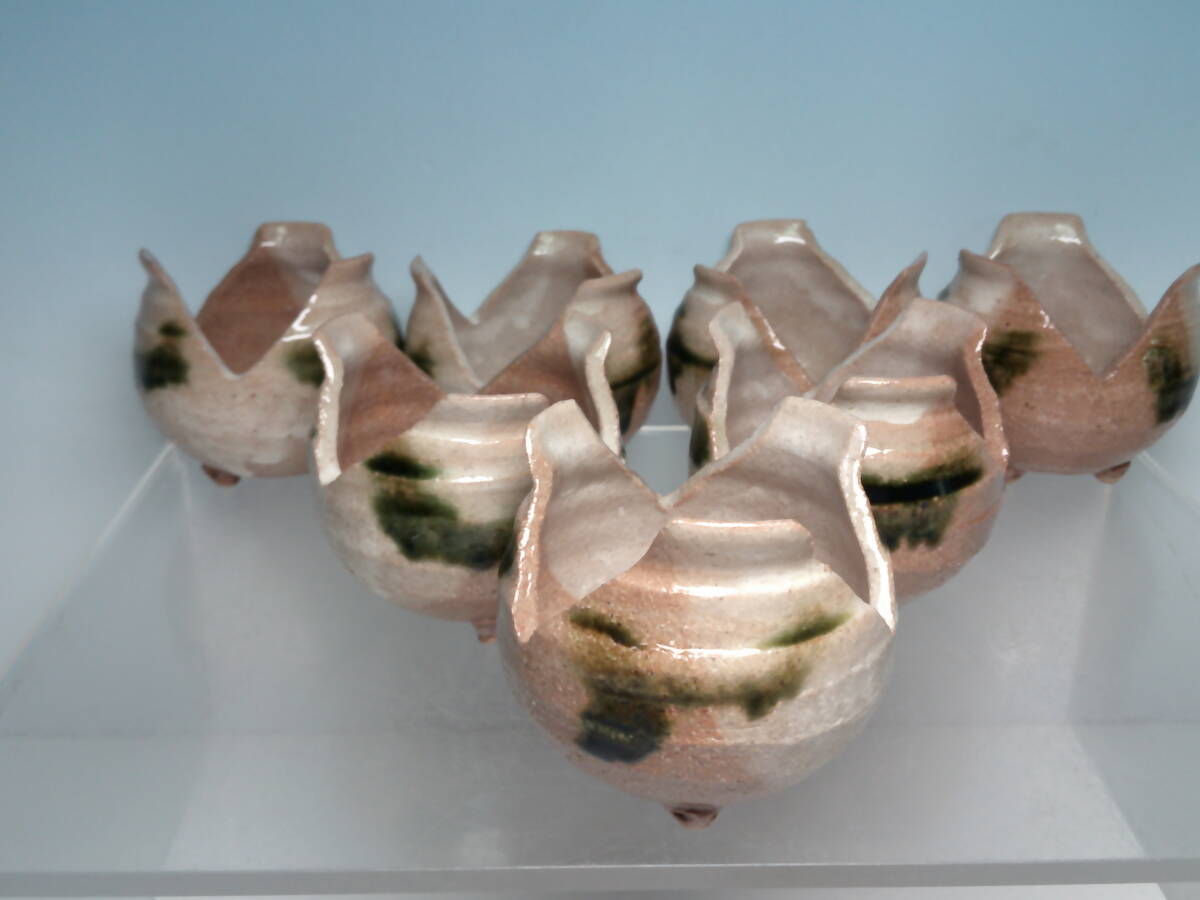 ☆お料理屋さんの器 在銘 織部 割山椒 三つ足 小向付 七客 小鉢/茶懐石/割烹/日本料理 拍卖