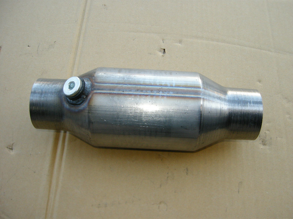 ハイフロー キャタライザー 交換用 触媒 社外品 400セル O2センサーボス付 直径100mm(4”)x 全長285mm(11.5”)パイプ径63mm(2.5”)拍卖