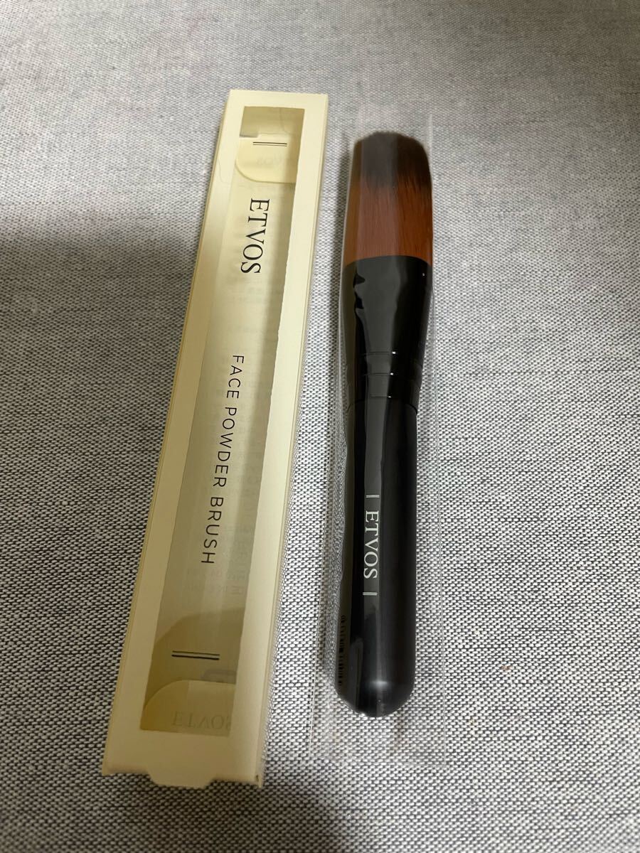 新品即決 エトヴォス フェイスパウダー ブラシ 拍卖