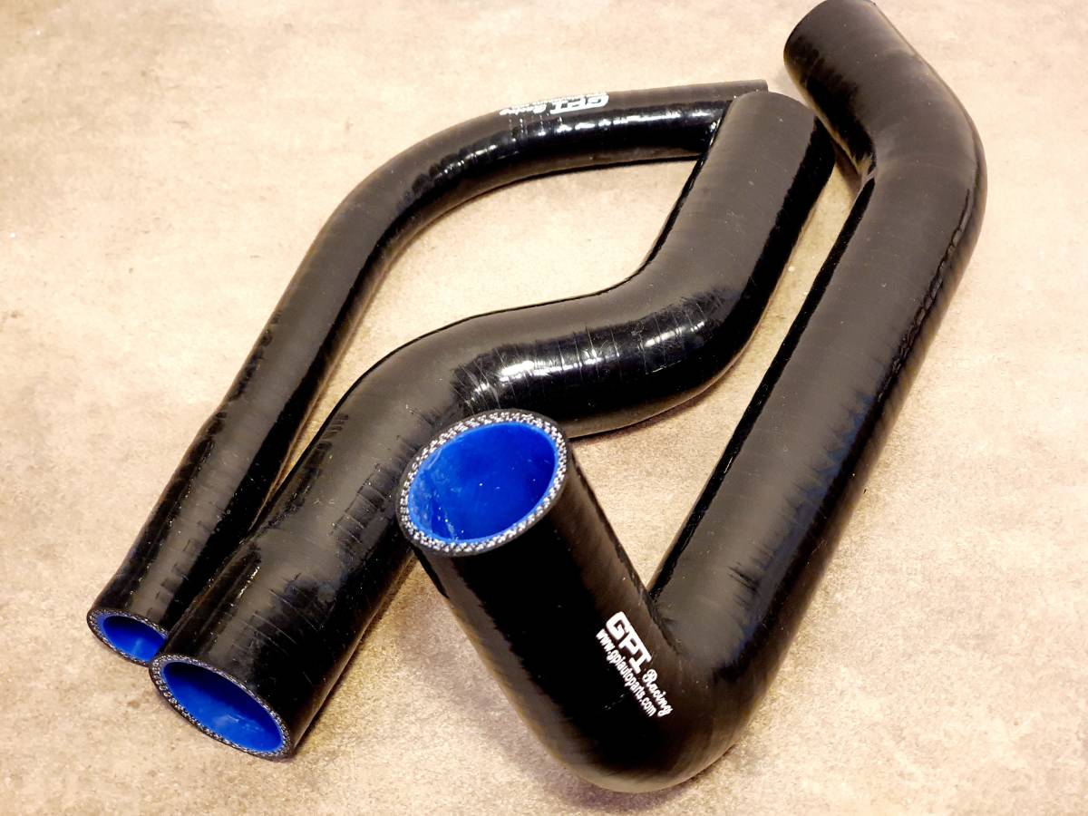 アウトビアンキ・A112 アバルト シリコン ラジエーターホースセット黒拍卖