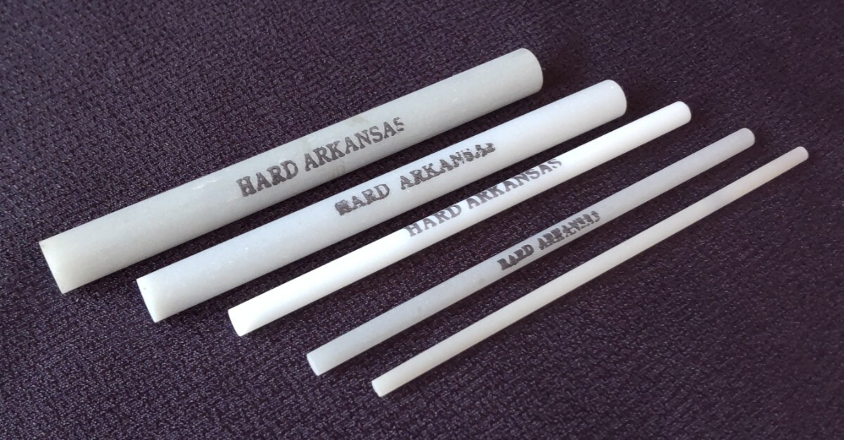 砥石セット 未使用 HARD ALKANSAS OILSTONE ○形5種 100x3・4・5・8・9.5φ㎜ 産地USA 拍卖