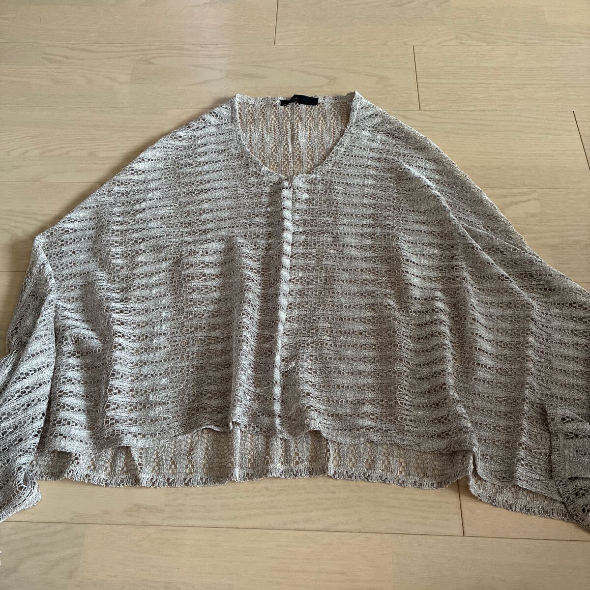 MURUA ショール ポンチョ ベージュ 韓国製 中古品拍卖