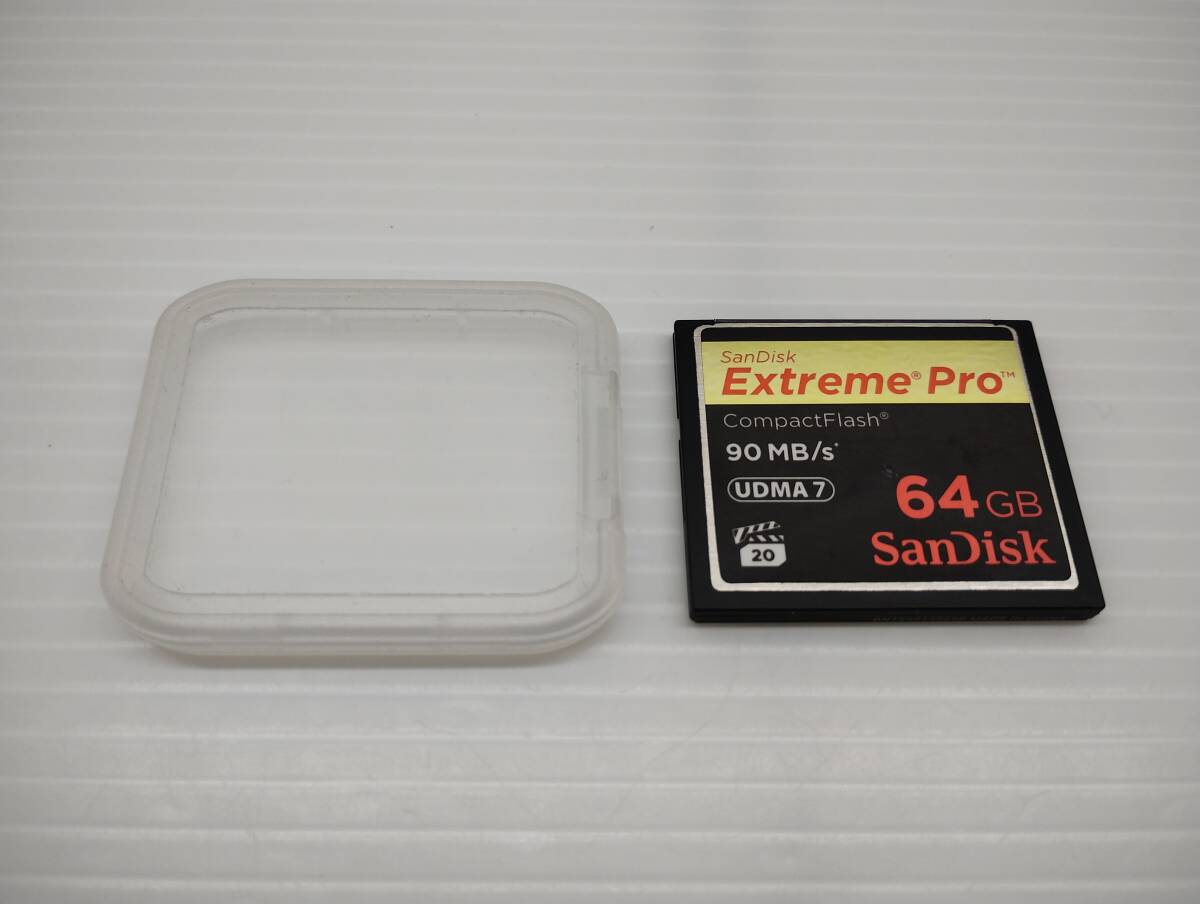 ケース付き 64GB SanDisk Extreme pro CFカード コンパクトフラッシュカード フォーマット済み メモリーカード拍卖