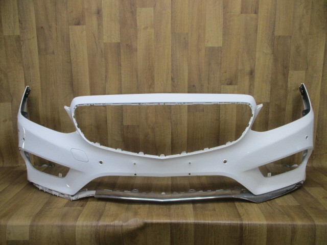 E11/ W212 Eクラス メルセデスベンツAMG後期 純正フロントバンパーA2128852638/A212 885 26 38拍卖