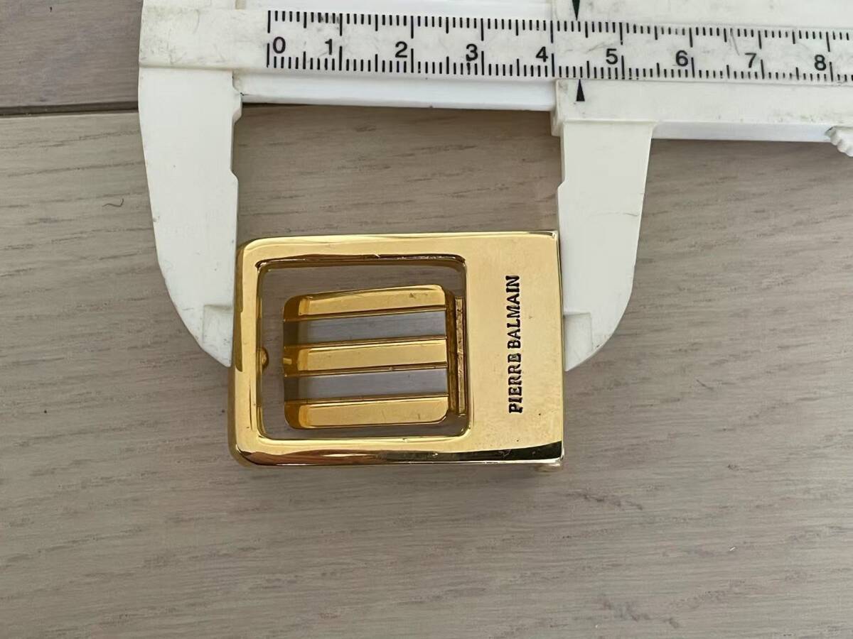 3センチ幅ベルト用バックル 金具 ピエールバルマン PIERRE BALMAIN拍卖