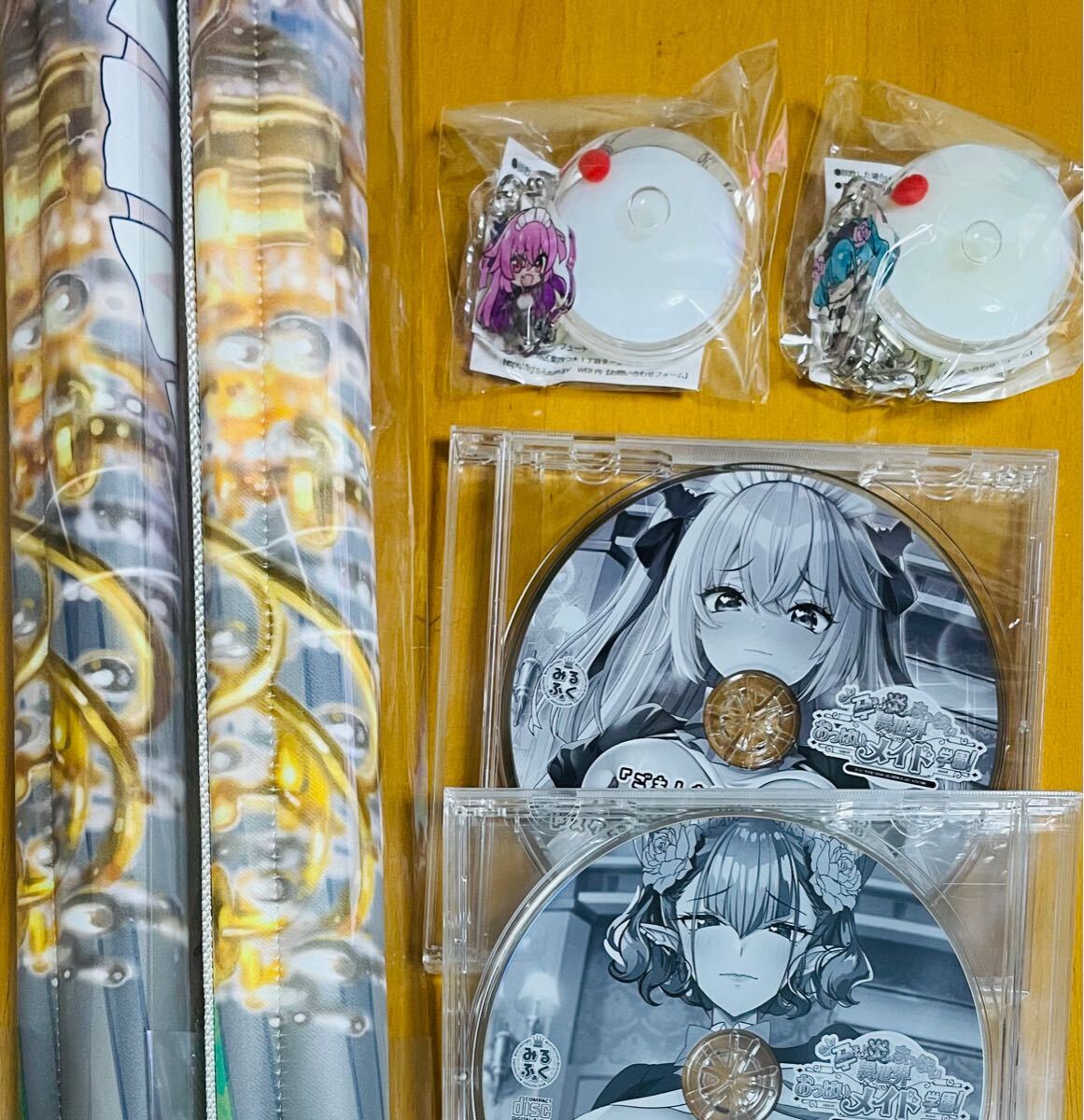 C105 コミケ105 親子丼タペストリーセット リグジュアル アルカ おっぱいメイド学園! でらうえあ 赤木リオ みるふぁく みるくふぁくとりー拍卖