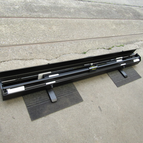 【埼玉発】EPSON エプソン ロールスクリーン ELPSC28 80型 プロジェクター 携帯型ロールスクリーン 床置きスクリーン 自立型 中古★7-0524拍卖