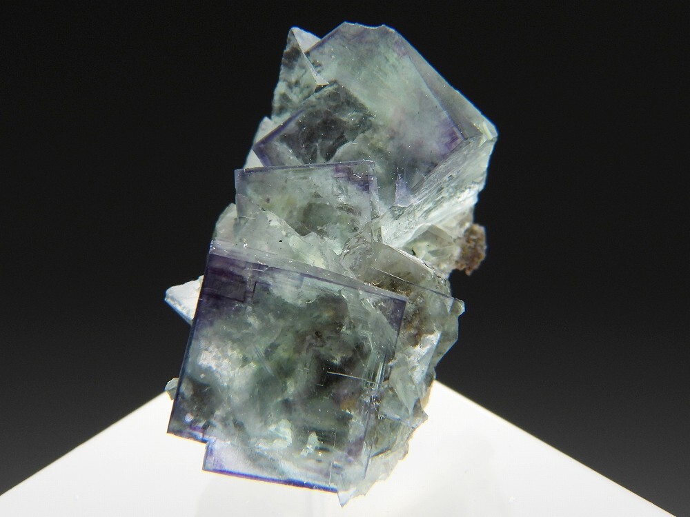 ☆☆ 美品 ! フローライト 蛍石 (蛍光)オコルス <ナミビア> NB550 ☆☆拍卖