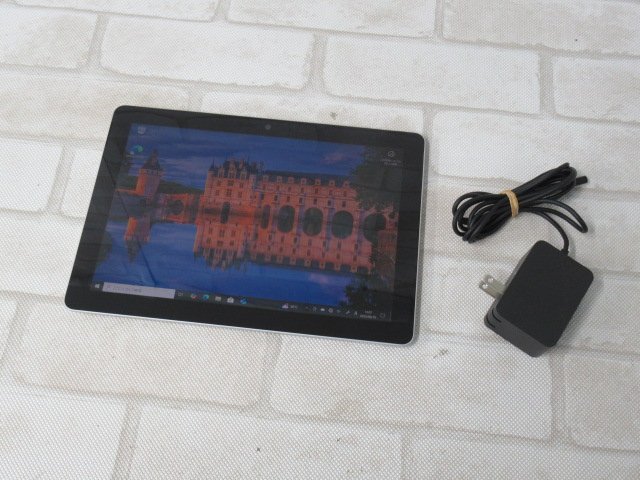 AQ0184 Ω 新DCN4 2569◆ 保証有 MicroSoft Surface Go Model:1824 【 win10 / Intel Pentium 4415Y / 4.00GB / SSD:64GB 】拍卖