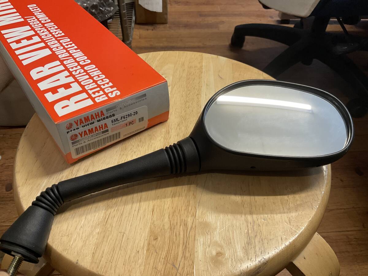 YAMAHA シグナスX 右ミラー バックミラーライト 5ML-F6290-20 純正 未使用 逆ネジ 左ネジ S:E1ミラー 2506拍卖