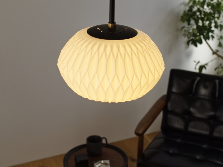 ペンダントライト ガラス 照明 吊り下げ 北欧 洋室 和室 モダン レトロ おしゃれ 天井照明 小さめ ダイニング 玄関 白拍卖