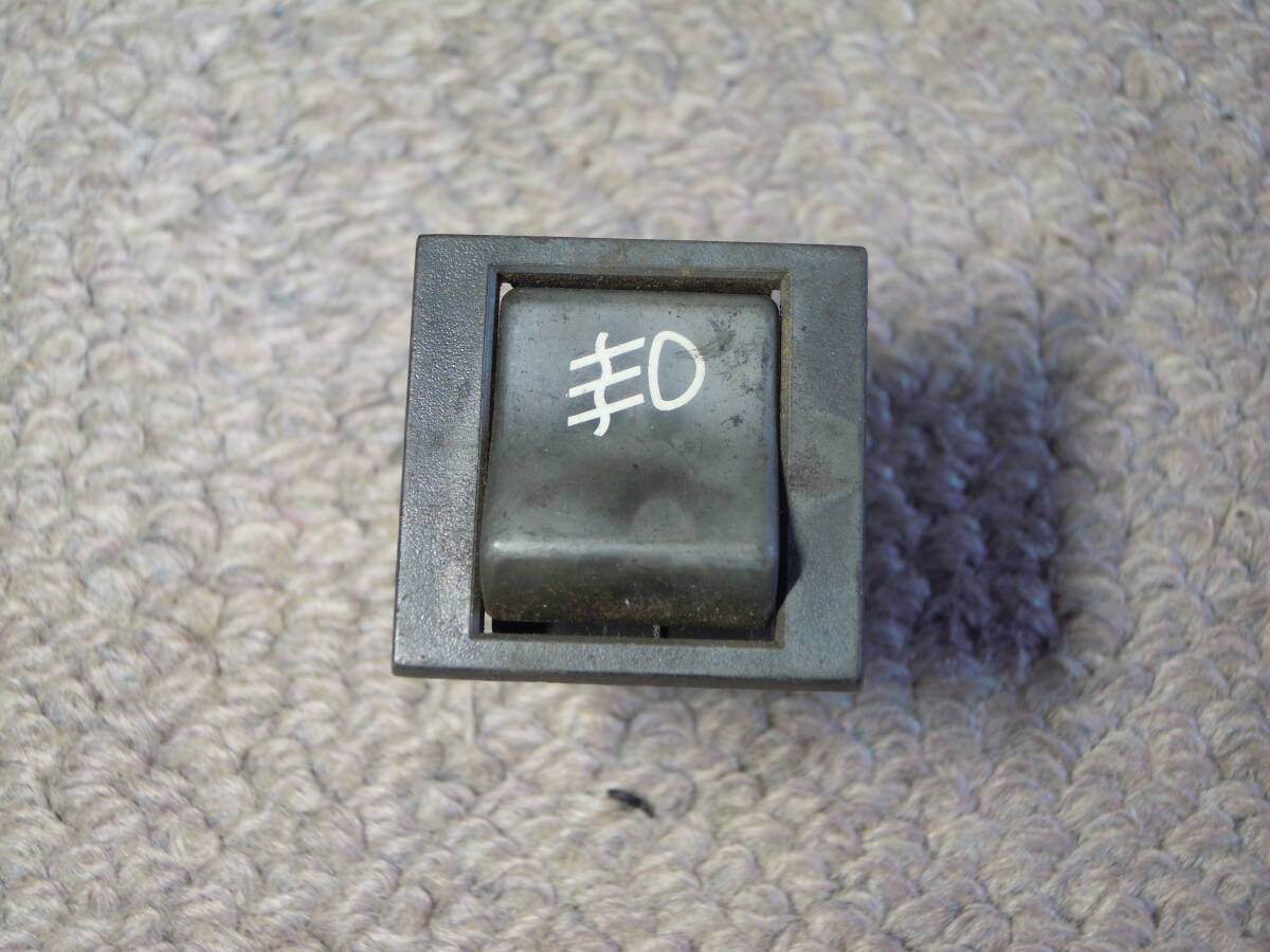 ★送料無料★ 日産 シルビア RS 110 S110 US110 後期 純正 フォグスイッチ フォグランプ フォグライト スイッチ 中古品 検) ガゼール 等?拍卖