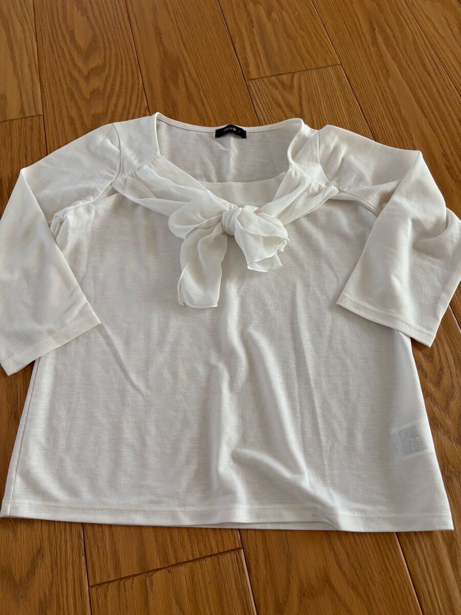 コムサイズム ホワイト リボン付き五分袖トップス シャツ ブラウス拍卖