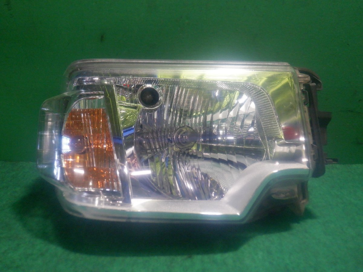 【ヤ①】日産 クリッパー U71V/U72V 純正 右ヘッドライト ハロゲン STANLEY W0688拍卖