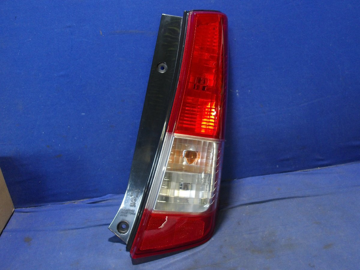 【ヤ①】スズキ ワゴンR MH23S 純正 右テールランプ TOKAIDENSO 35603-70K0拍卖
