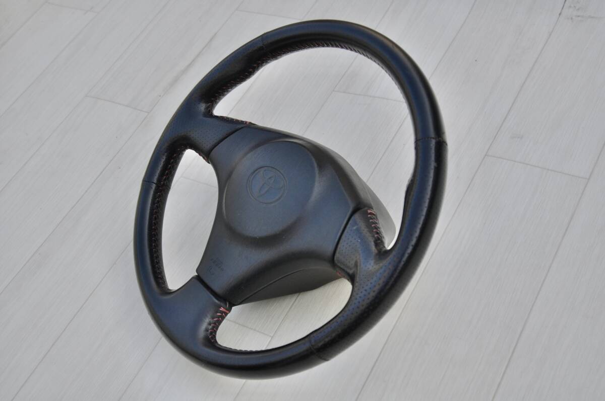 希少 赤ステッチ TOYOTA トヨタ純正 AE111 レザー ステアリング トレノ レビン JZA80 スープラ JZX100 マーク2 チェイサー JDM拍卖