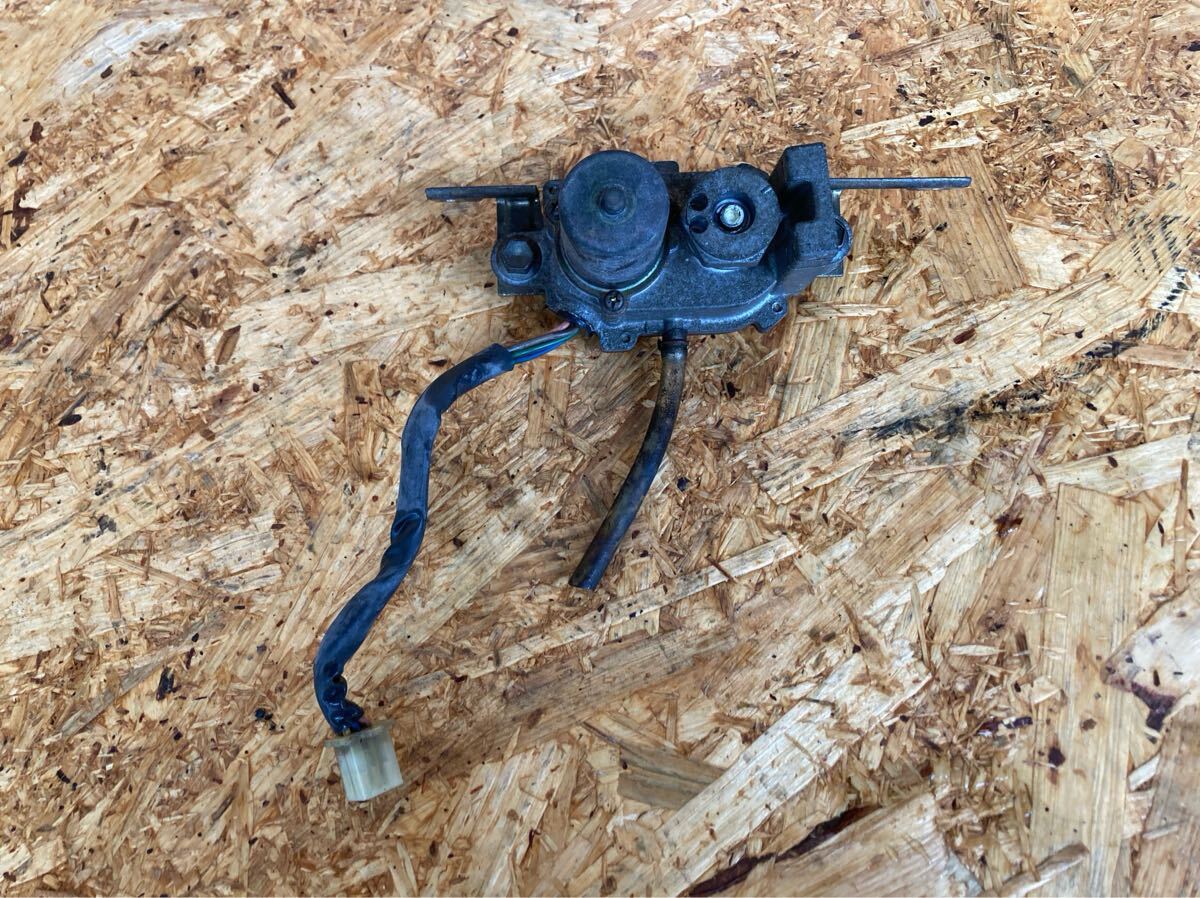 59389■ スズキ RG250ガンマ ウォルターウルフ GJ21B (121番台〜) 最終型?? 排気バルブコントローラーモーター サーボモーター拍卖